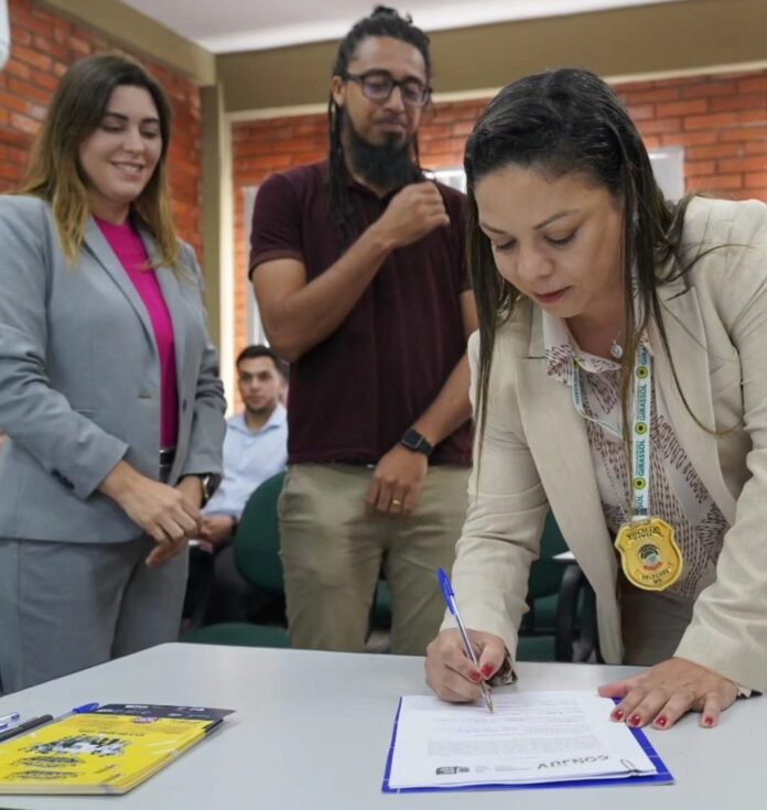 Delegada Maíra Pacheco toma posse como membro do titular do Conselho Estadual da Juventude