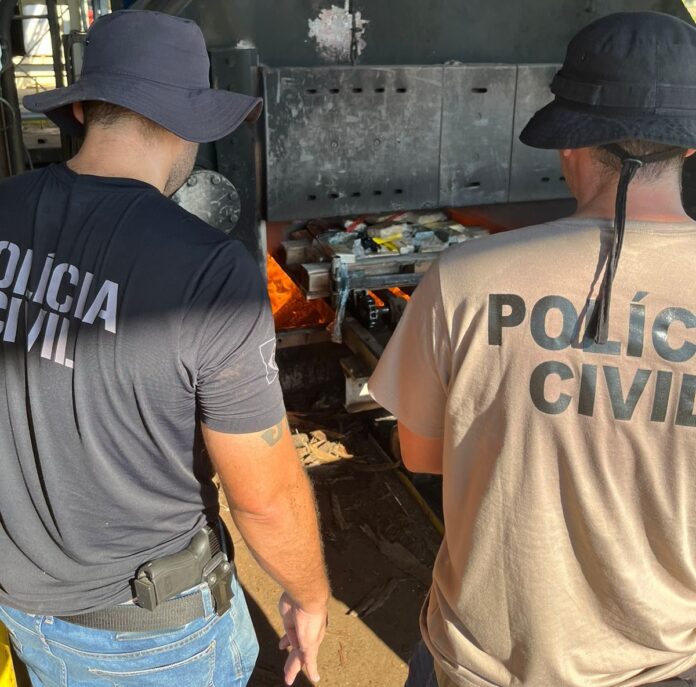 Polícia Civil incinera 682 kg de drogas em Miranda