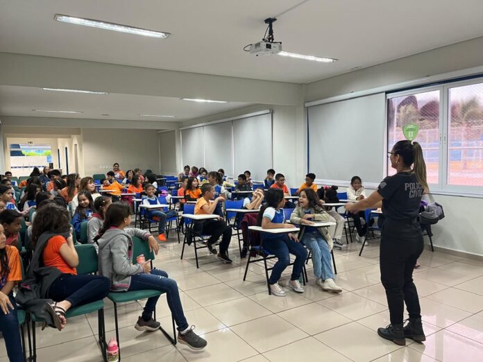 Polícia Civil realiza palestras sobre o “Maio Laranja” no município de Corumbá