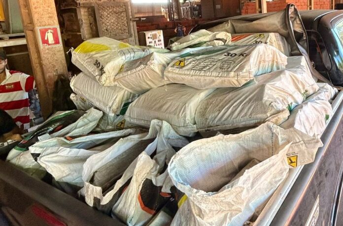 Polícia Civil incinera rapidamente mais de 700 kg de maconha em guia lopes da laguna