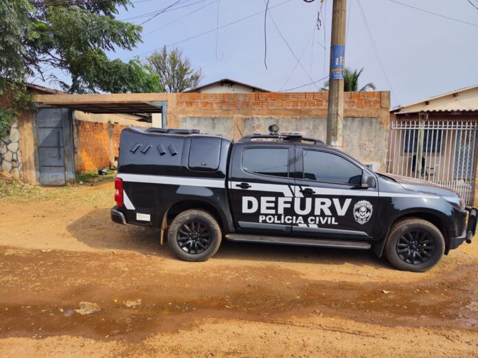 Polícia Civil prende casal em flagrante por ocultação de veículo adulterado e apreende mais de uma tonelada de drogas em Campo Grande