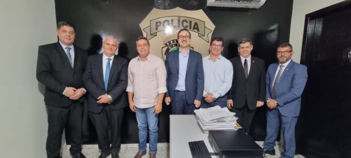 Diretor do Departamento de Polícia do Interior visita Delegacia de Cassilândia para definir metas e afirma que sua gestão sera humanizada