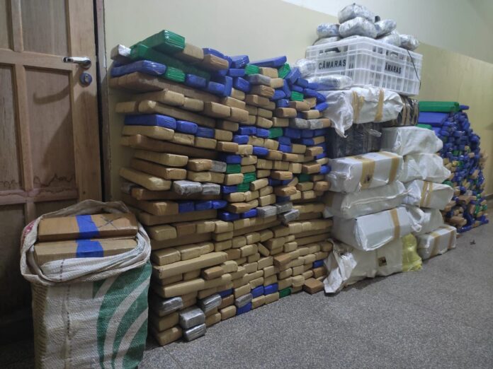 Polícia Civil prende 801 kg de maconha em Ponta Porã