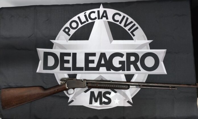 Polícia Civil prende indivíduo em flagrante delito pelo crime de posse ilegal de arma de fogo em Brasilândia