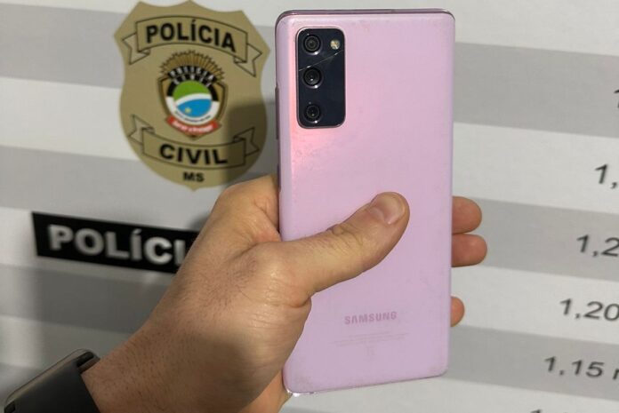 Polícia Civil recupera telefone celular subtraído no interior de agência bancária local e indicia suspeito em Batayporã