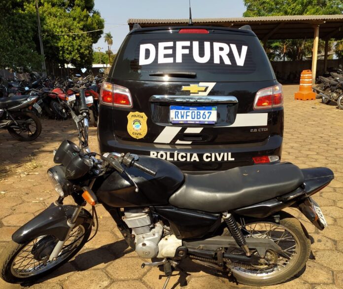 Homem com motocicleta adulterada é preso em flagrante pela Polícia Civil, na Capital