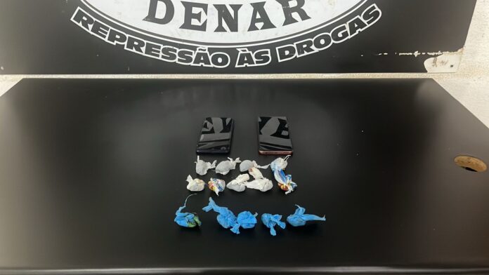 Polícia Civil cumpre mandados de busca e prisão na região do Residencial Estrela do Sul e prende quatro pessoas em flagrante por tráfico de drogas em Campo Grande