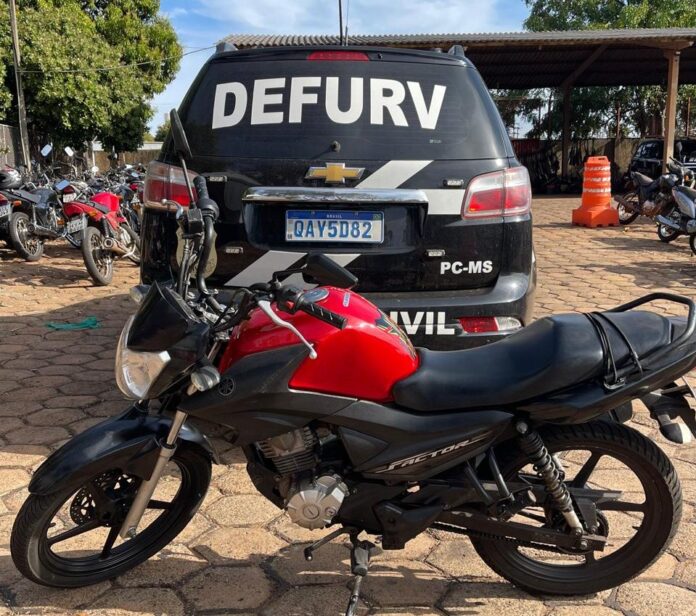 Polícia Civil intensifica trabalho contra adulteradores de veículos e apreende motocicleta com chassi e com motor adulterados em Campo Grande