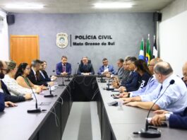 Novos promotores substitutos realizam visita institucional para conhecer estrutura da PCMS