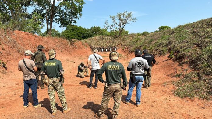 Polícia Civil ministra curso de habilitação em fuzil para agentes de unidades operacionais