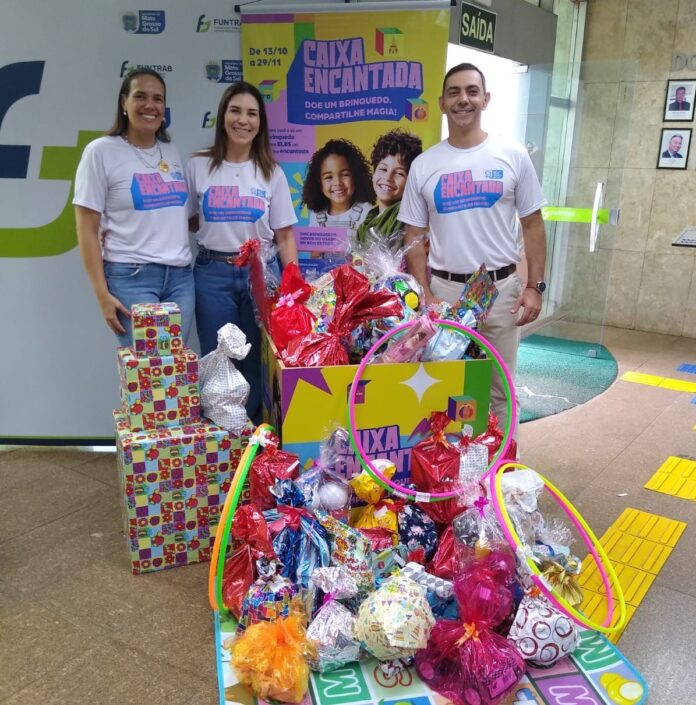 Funtrab realiza entrega de brinquedos da Campanha ‘Caixa Encantada’