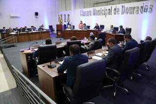 Câmara rejeita denúncias de quebra de decoro contra vereadoras Câmara rejeita denúncias de quebra de decoro contra vereadoras
