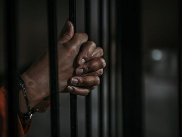 Homem é condenado a 25 anos de prisão por estuprar a sobrinha em Naviraí