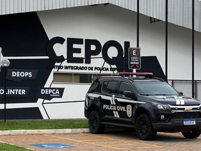 Para se vingar após ser impedido de furtar fios, ladrão ateia fogo em casa da Capital