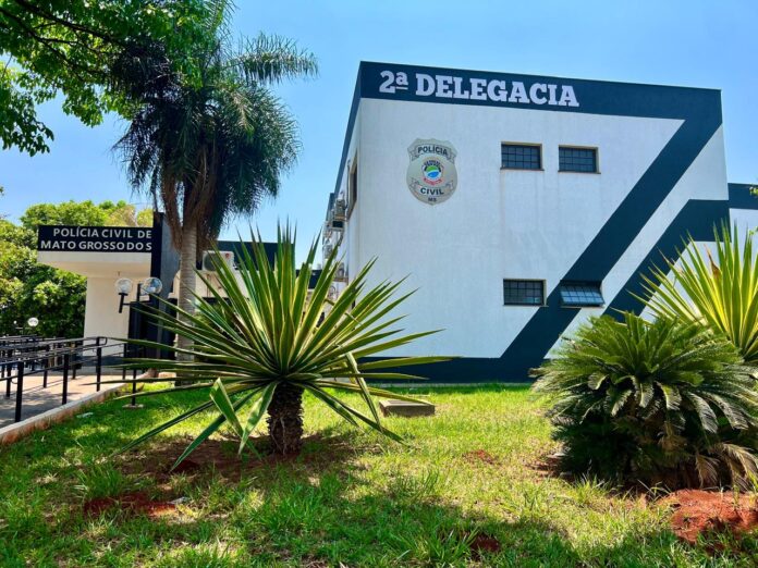 Polícia Civil prende dupla envolvida em fraude com cartão de crédito em Campo Grande
