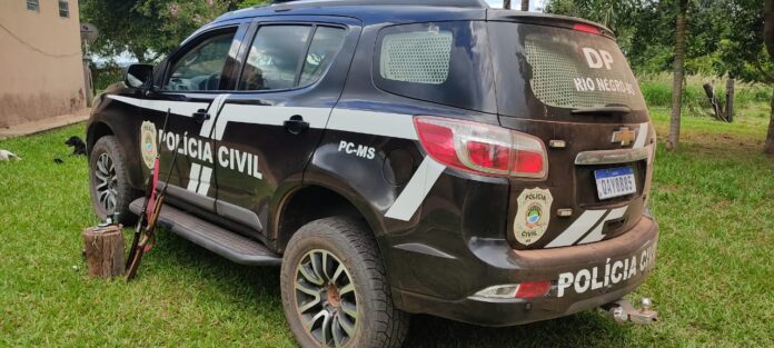 Polícia Civil apreende arma de fogo e prende autor de violência doméstica na zona rural de Rio Negro