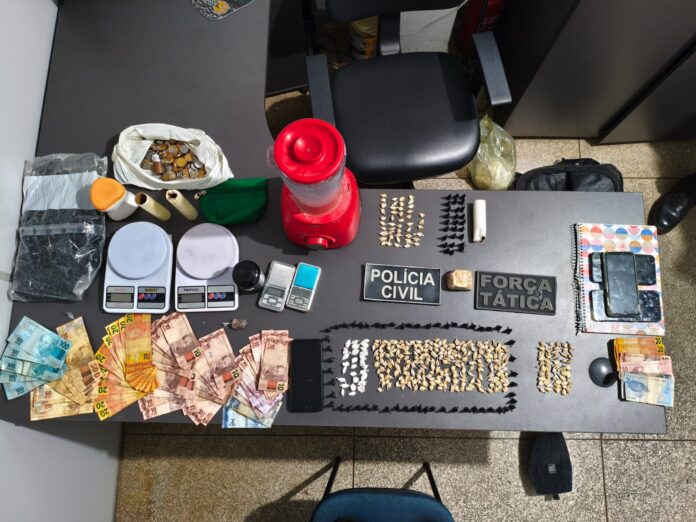 Ação conjunta entre policiais civil e militar fecha três bocas de fumo em condomínio de Três Lagoas