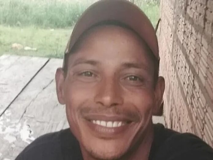 Homem é assassinado a tiros em praça de Miranda