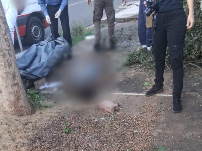 Mulher é encontrada morta com marca no pescoço e polícia investiga caso em Três Lagoas