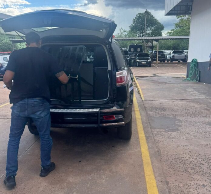 Polícia Civil prende homem e apreende adolescente por tráfico de drogas em Campo Grande