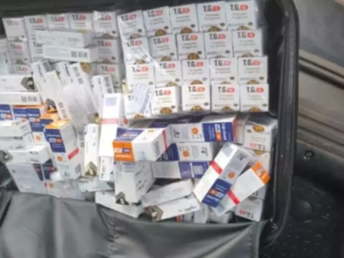 Polícia prende mulher com 130 caixas de 'monjauro' em Maracaju