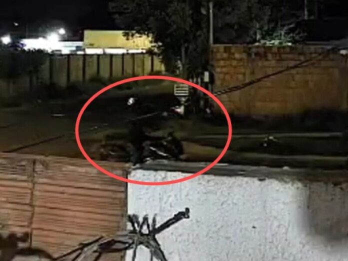 VÍDEO: Homem é socorrido em estado grave ao ser baleado no Celina Jalad
