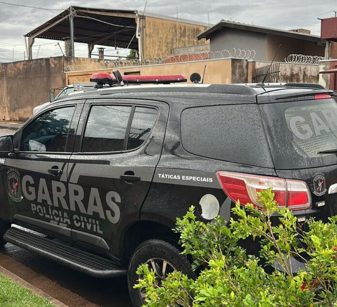 Polícia Civil localiza ‘guarda-roupa’ do tráfico e recupera motocicletas furtadas em Campo Grande