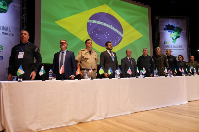 Delegado-Geral participa de Simpósio Nacional de Policiamento realizado pela PMMS