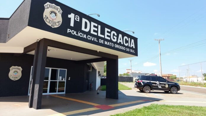 Polícia Civil e Prefeitura de Bataguassu resgatam cão vítima de maus-tratos