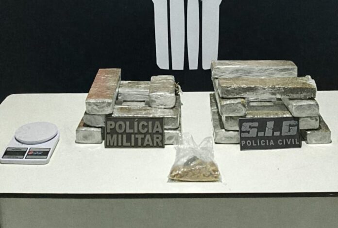 Polícias Civil e Militar prendem três indivíduos por tráfico de drogas em Água Clara