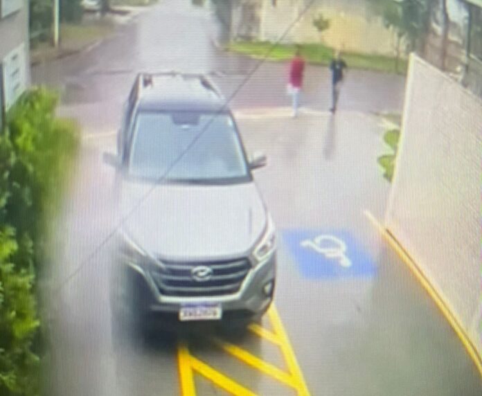 Autores de roubo de celular são presos pela Polícia Civil em Campo Grande