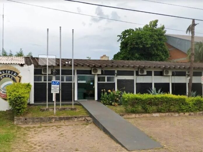 Jovem é resgatada de cárcere privado com filhos pequenos em Ladário