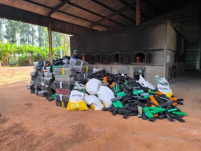 Polícia Civil incinera mais de 4 toneladas de drogas Mundo Novo