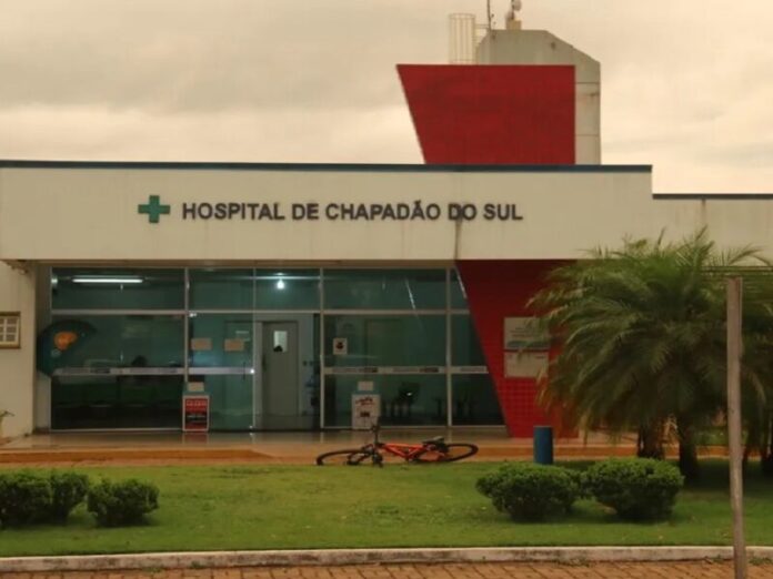 Rapaz discute com homem e acaba esfaqueado em Chapadão do Sul