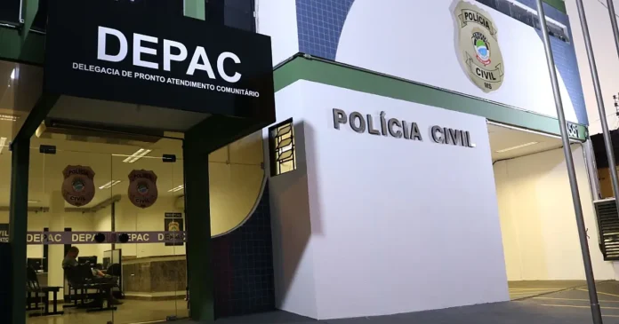 Suspeito é amarrado por populares após ser flagrado furtando cimento em obra